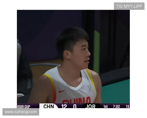 大梦观战助力男篮半场领先约旦9分 王俊杰9分3篮板表现抢眼